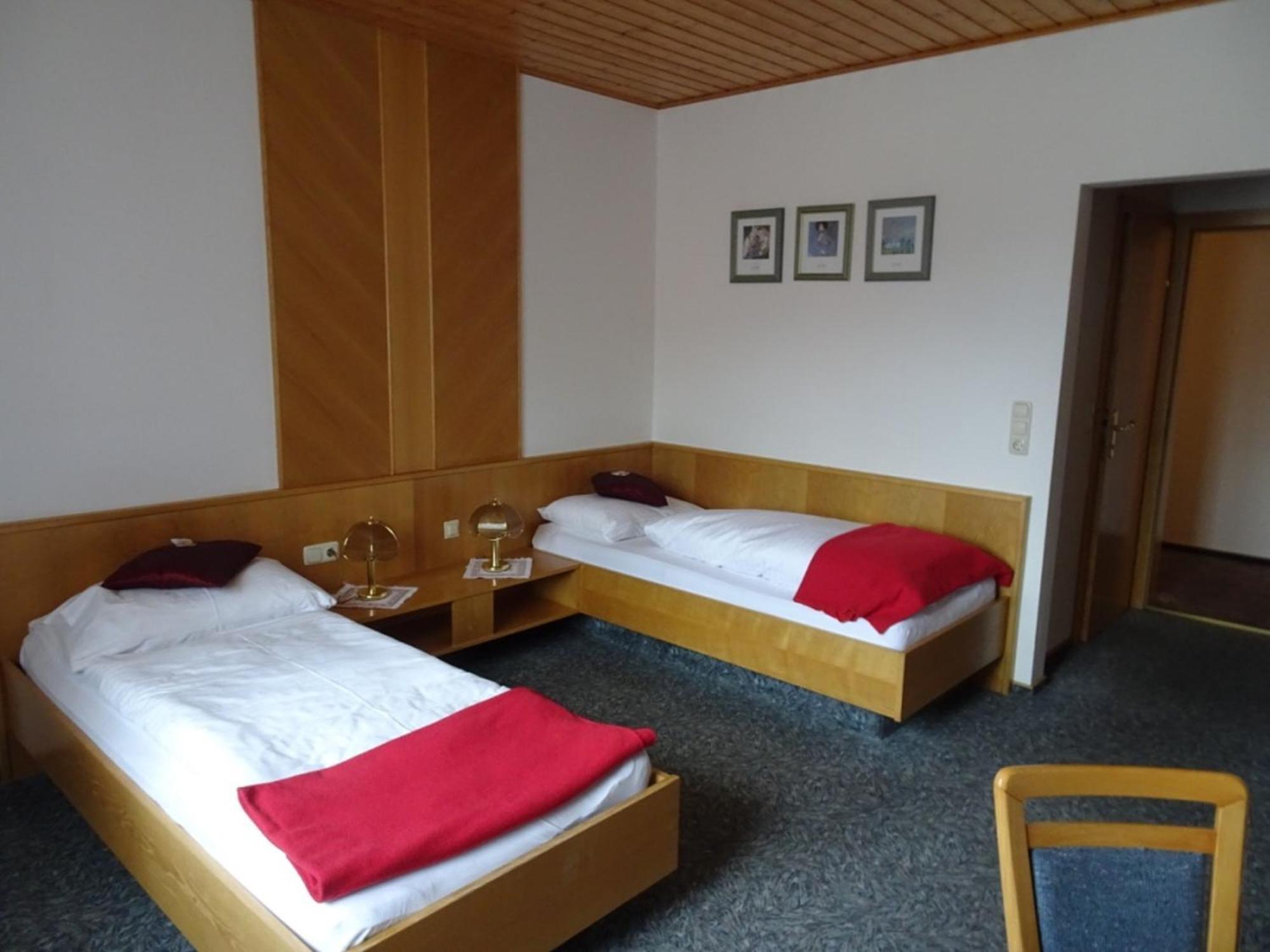 Hotel Die Traube Admont Εξωτερικό φωτογραφία