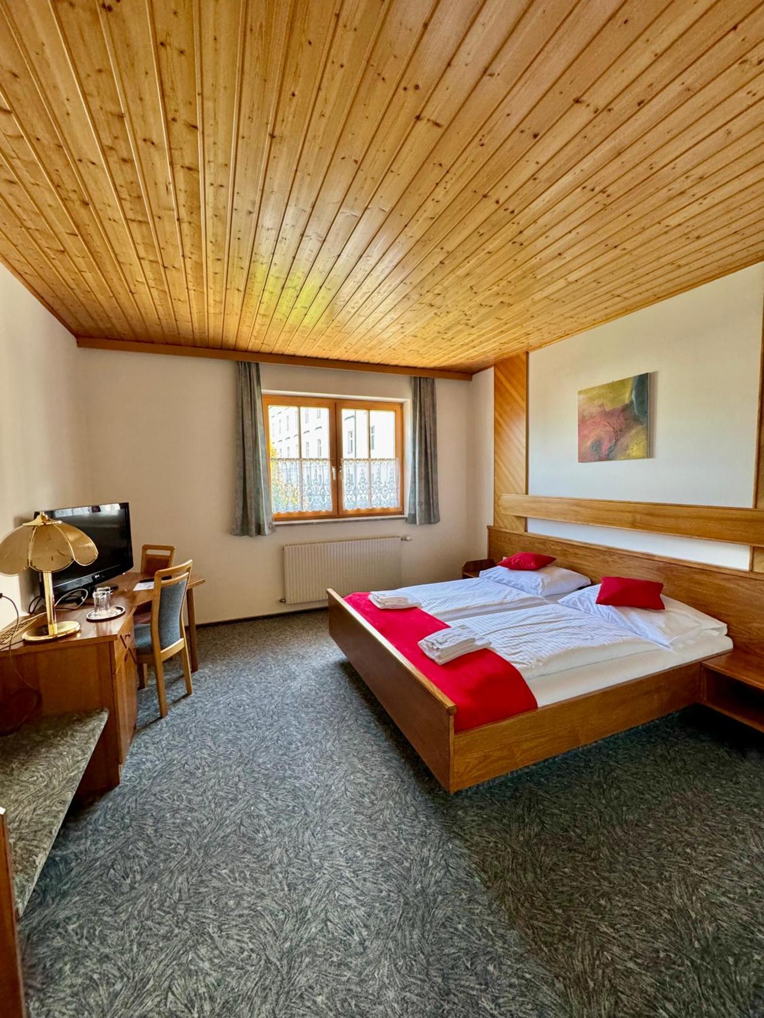 Hotel Die Traube Admont Εξωτερικό φωτογραφία